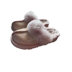 UGG Kids Girls Seashell Pink Cozy II Scuff Slippers Size 13